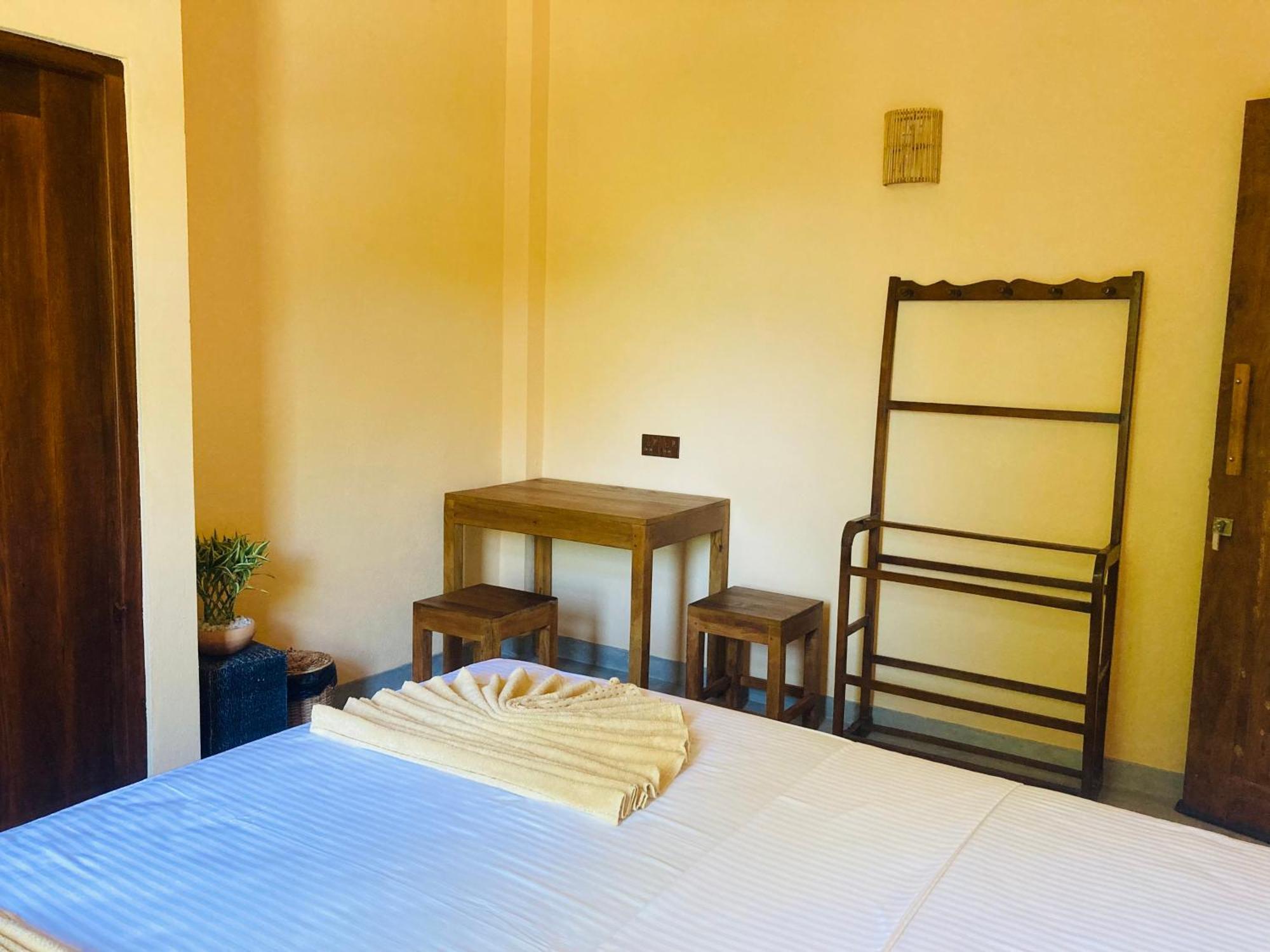 Ayubowan Hiriketiya Apartment Диквела Екстериор снимка